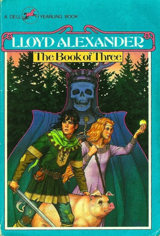 The Book of Three (Chronicles of Pydain 1)